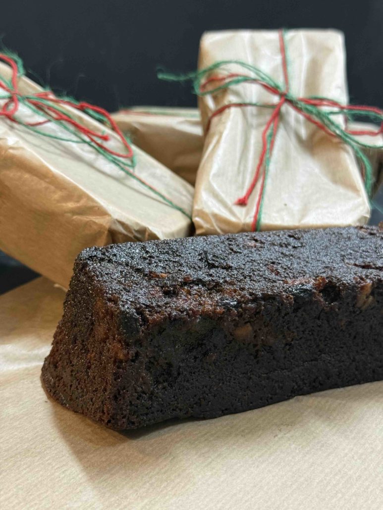 gâteau aux fruits et au rhum de l'Échoppe des fromages